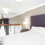 Sandman Signature Winnipeg Airport Hotel & Suites