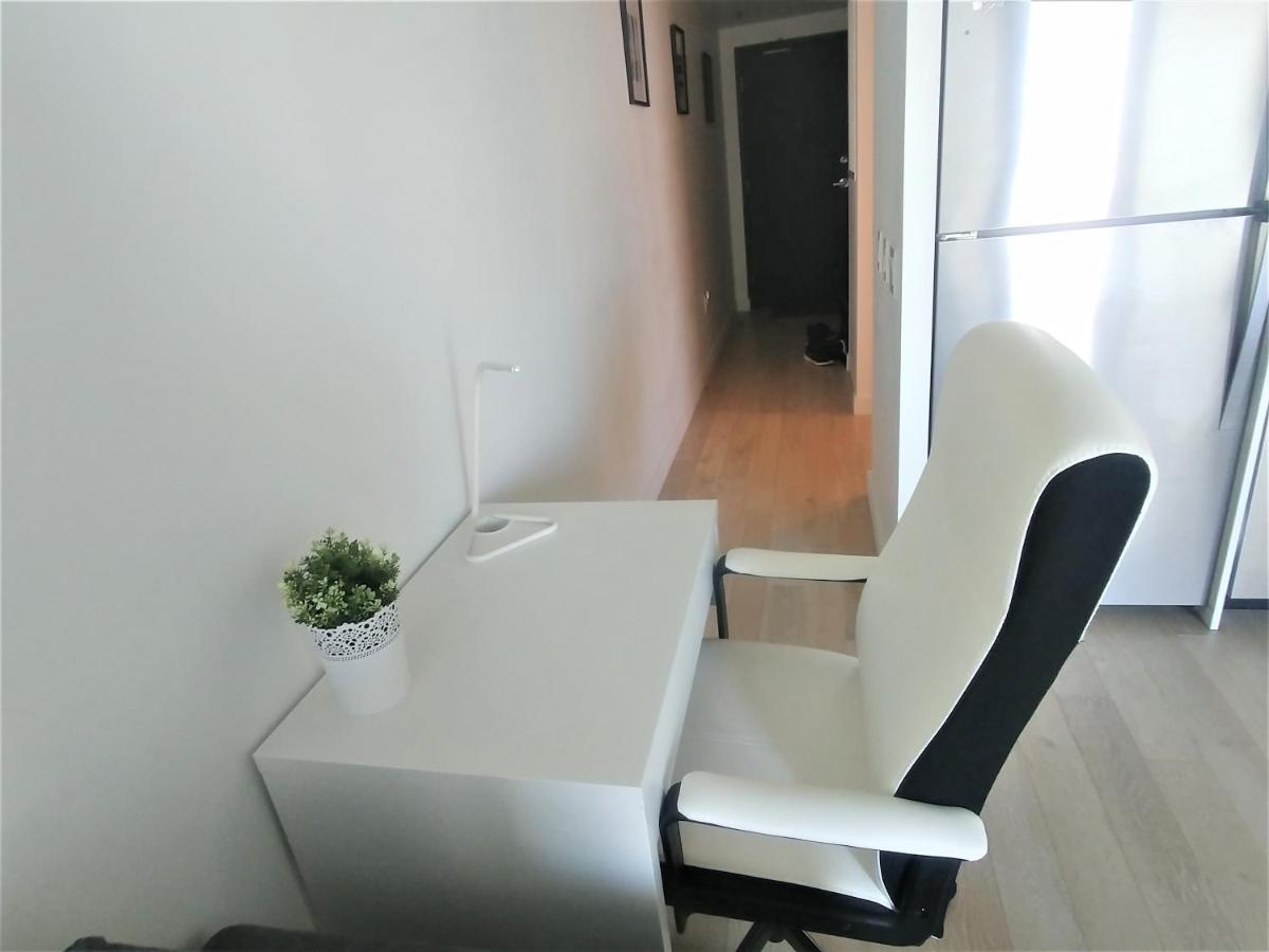 Luxury Skyline In Downtown Free 24/7 Parking Apartment