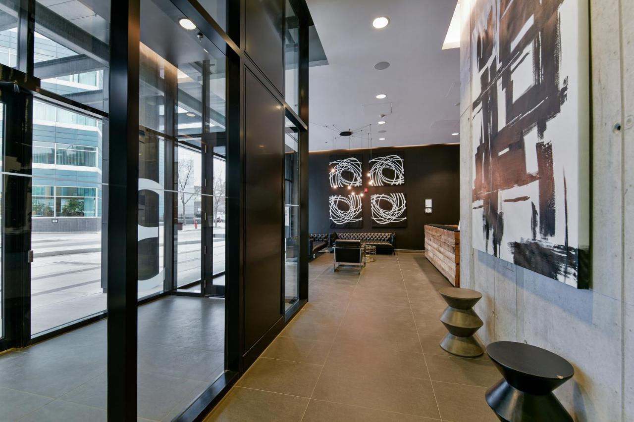 Apartment Luxury Skyline In Downtown Free 24/7 Parking *