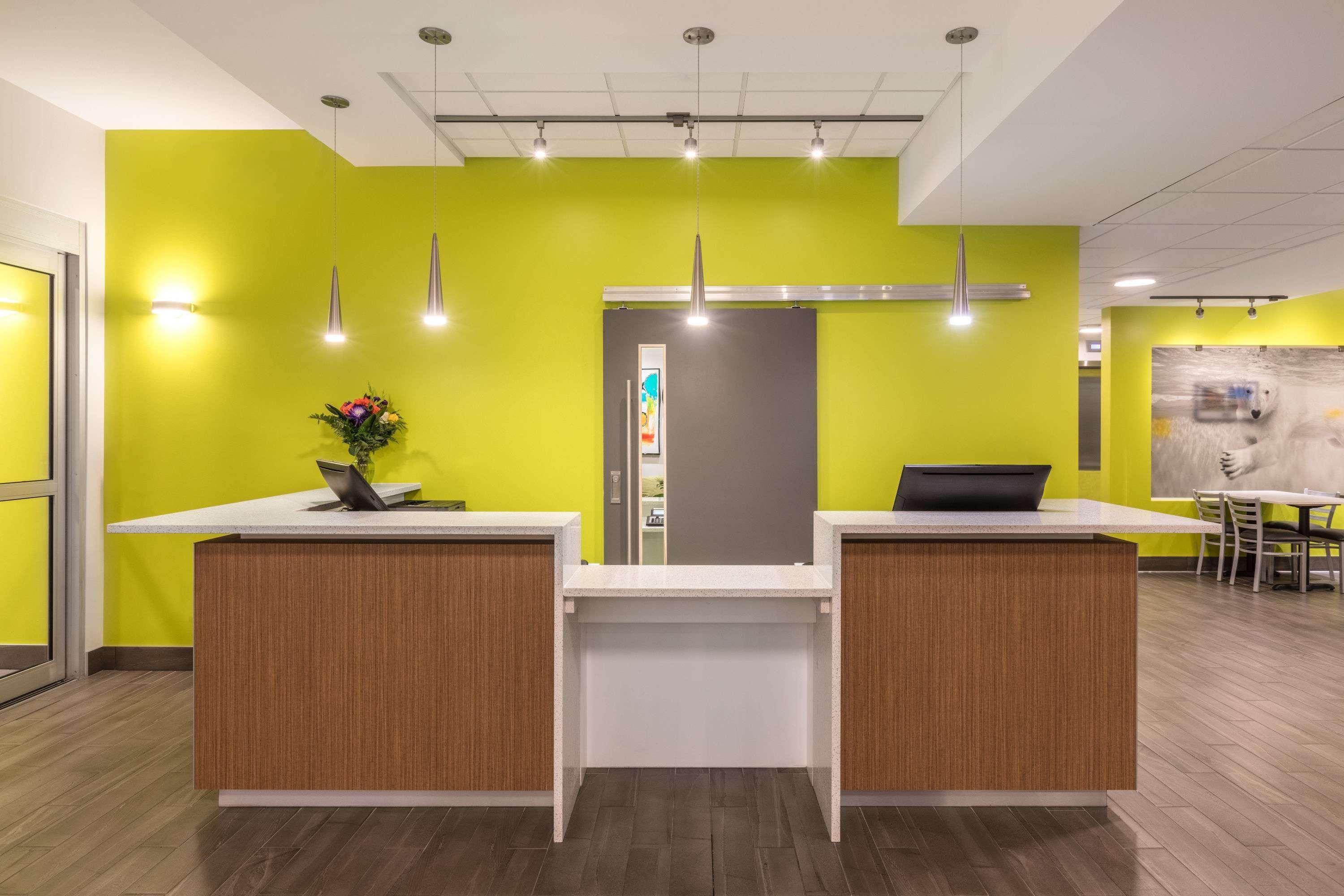 Hotel Super 8 By Wyndham East Mb Winnipeg