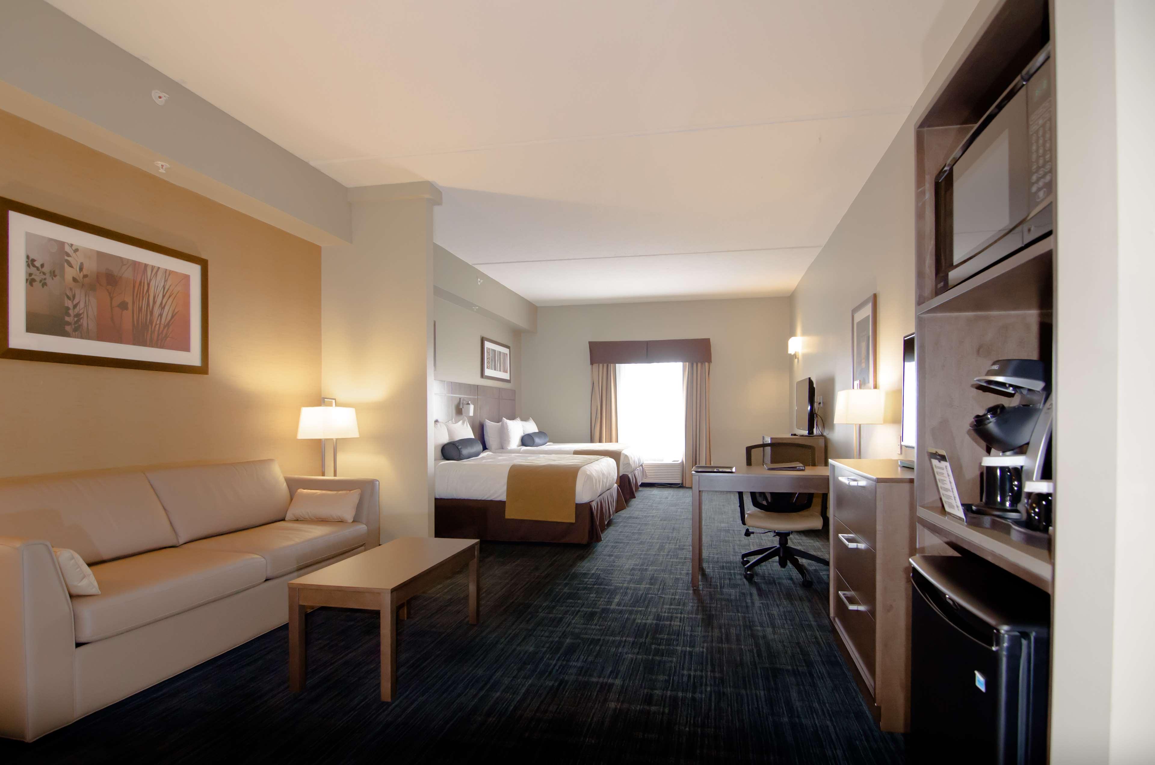 Western Winnipeg West Hotel