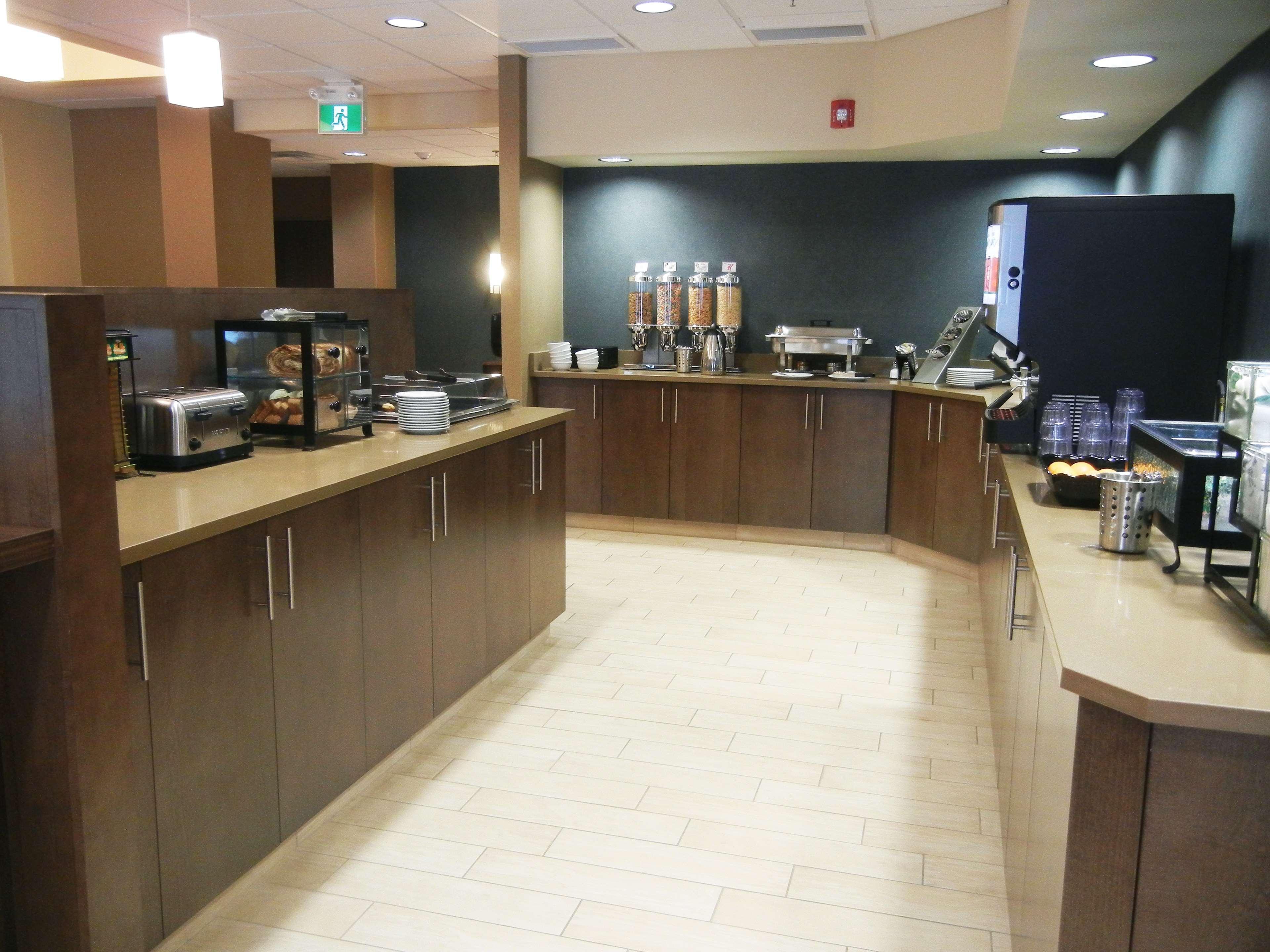 Western Winnipeg West 3*