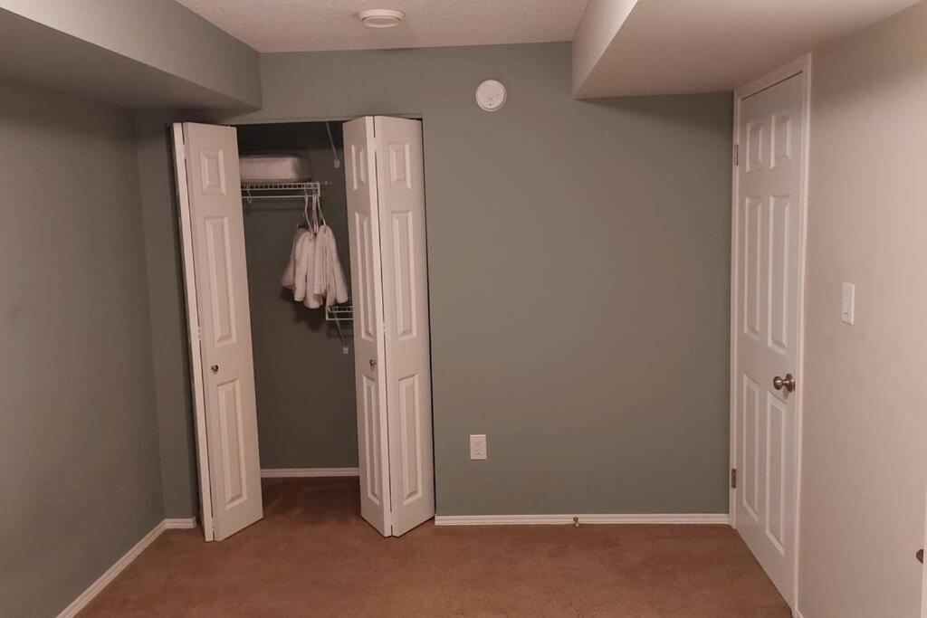 Apartment Lovely 1-bedroom Basement *