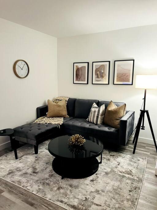 Holiday home Walking Distance To St Boniface, Easy Parking