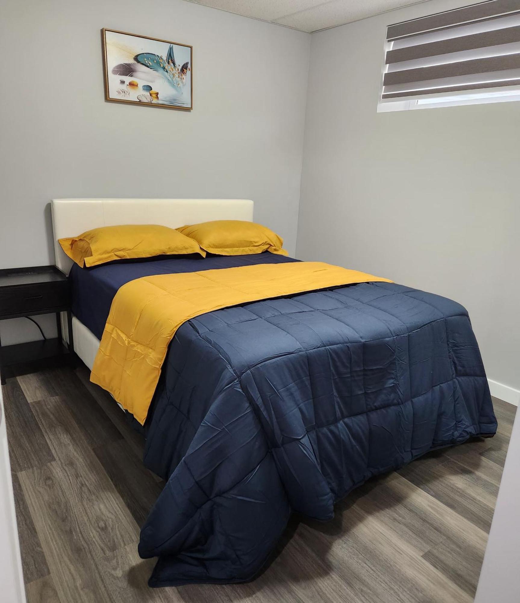 Entire Basement With Private Entrance Guest house Winnipeg
