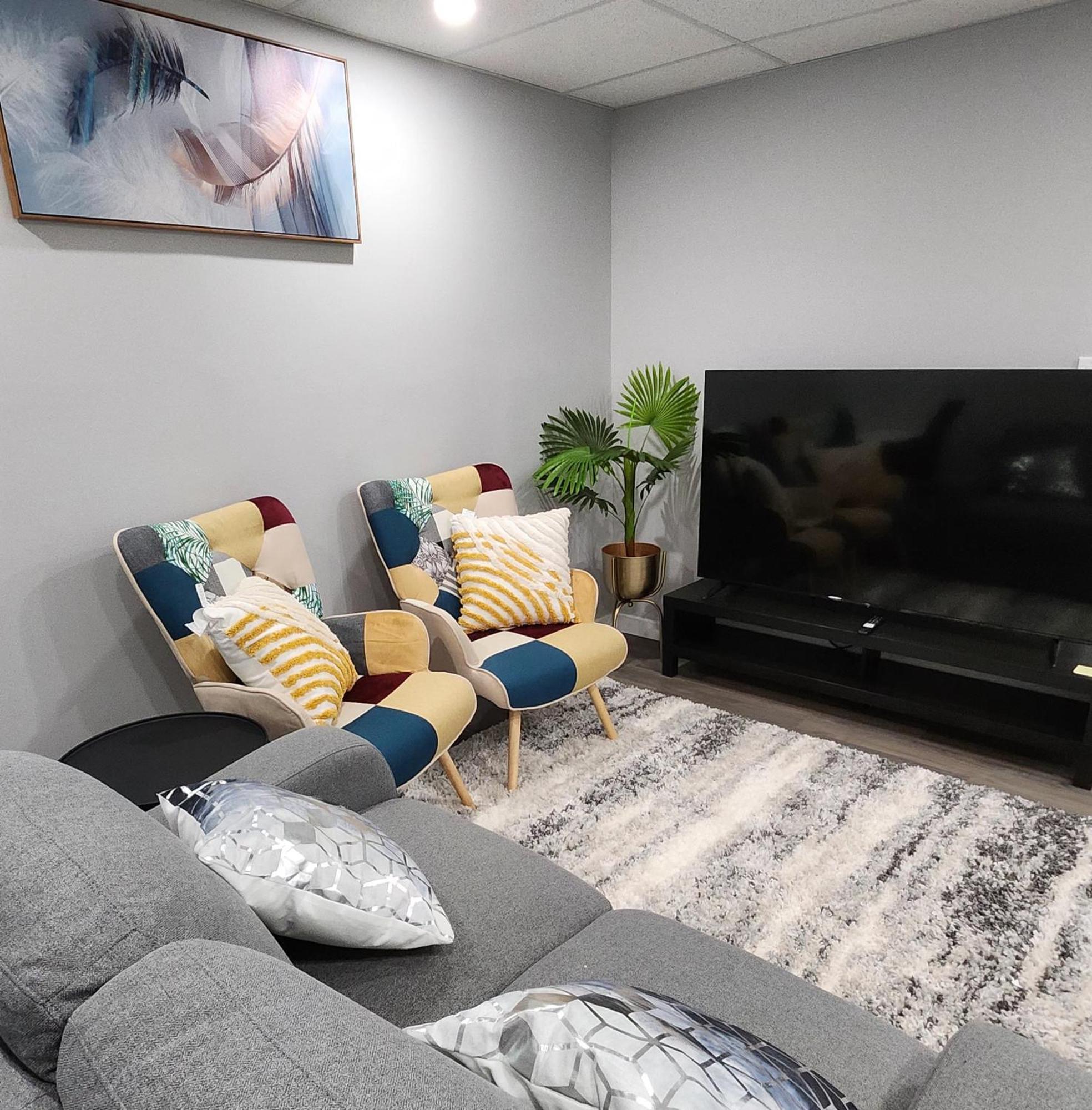 Entire Basement With Private Entrance Guest house
