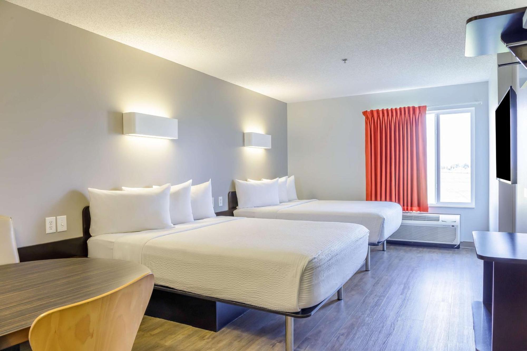 Hotel 6-headingley, Mb - Winnipeg West