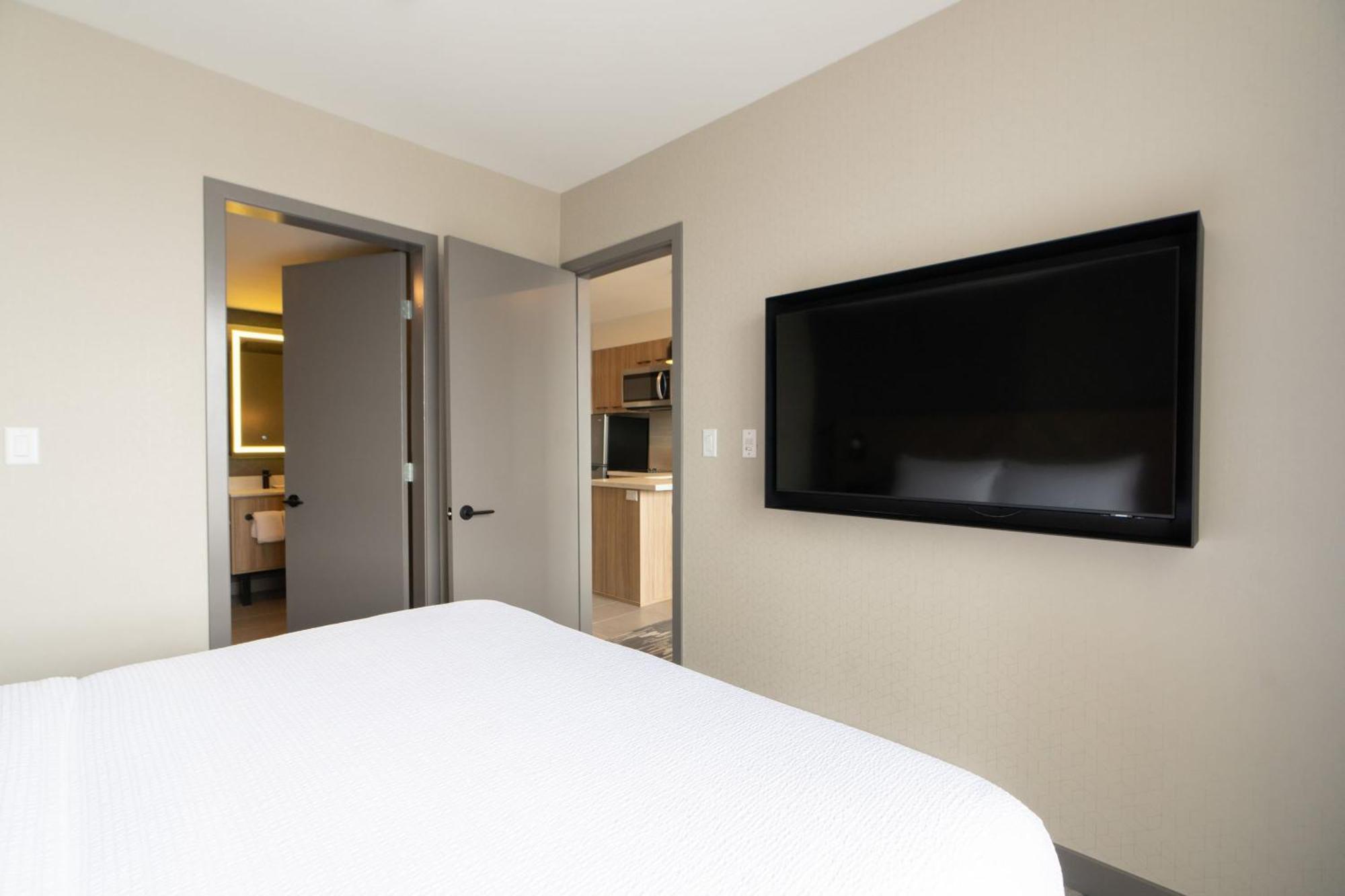 Sandman Signature Airport & 4* Winnipeg