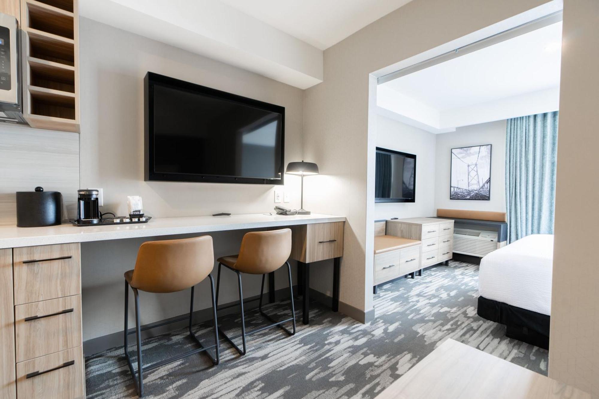 Sandman Signature Airport & Hotel Winnipeg