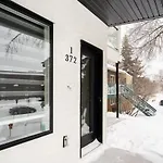 372 Enfield Crescent, 2