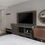 Hampton Inn By Hilton Winnipeg Downtown
