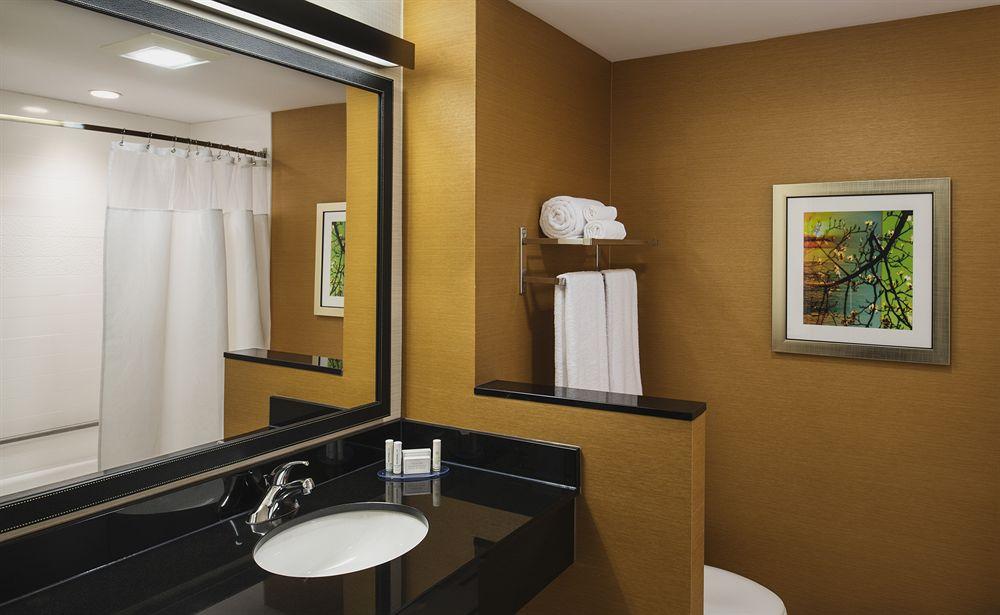 Fairfield & By Marriott Winnipeg