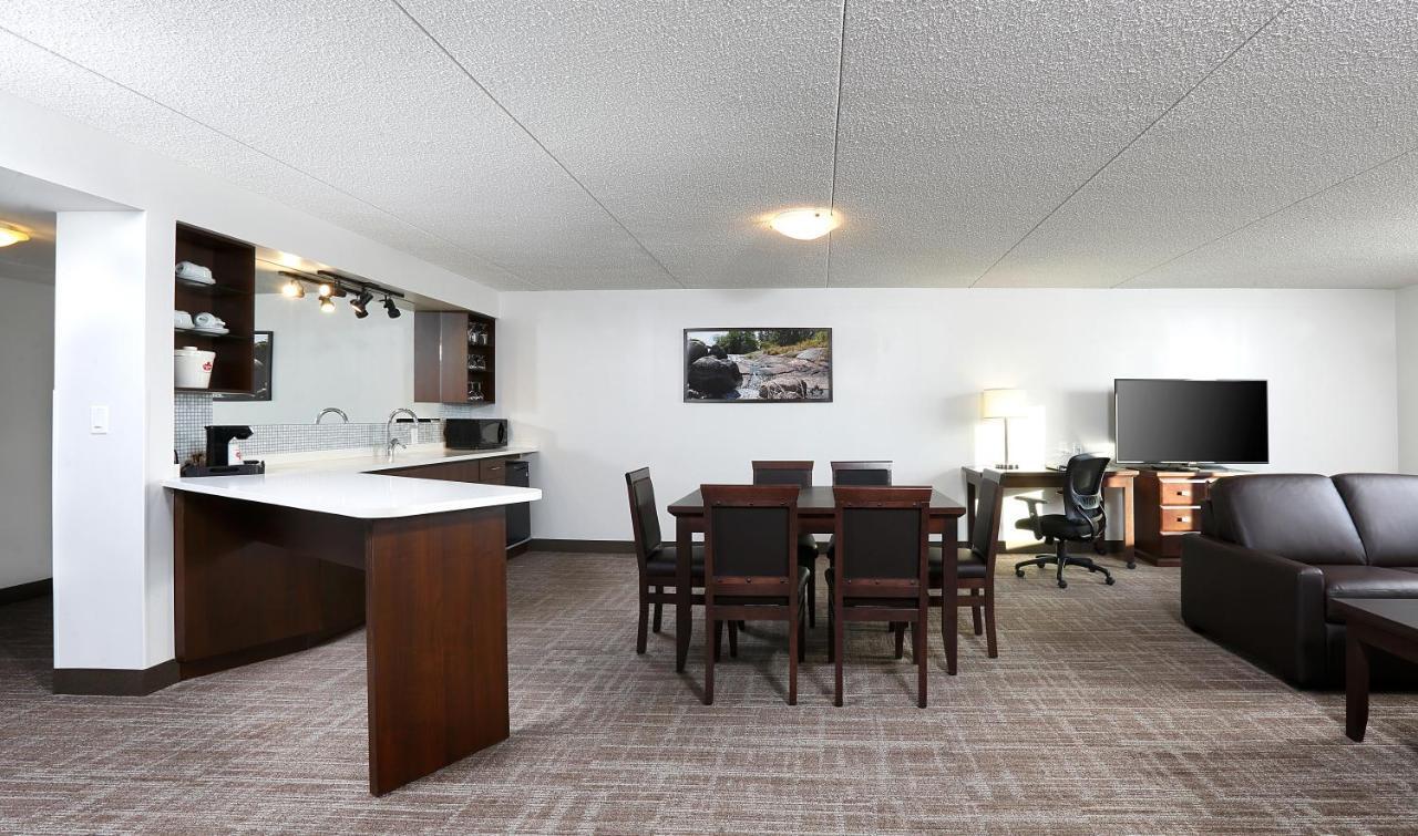 Hotel Canad Destination Centre Club Regent Casino Winnipeg
