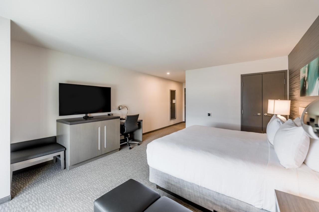 Hyatt House South Outlet Collection 3*