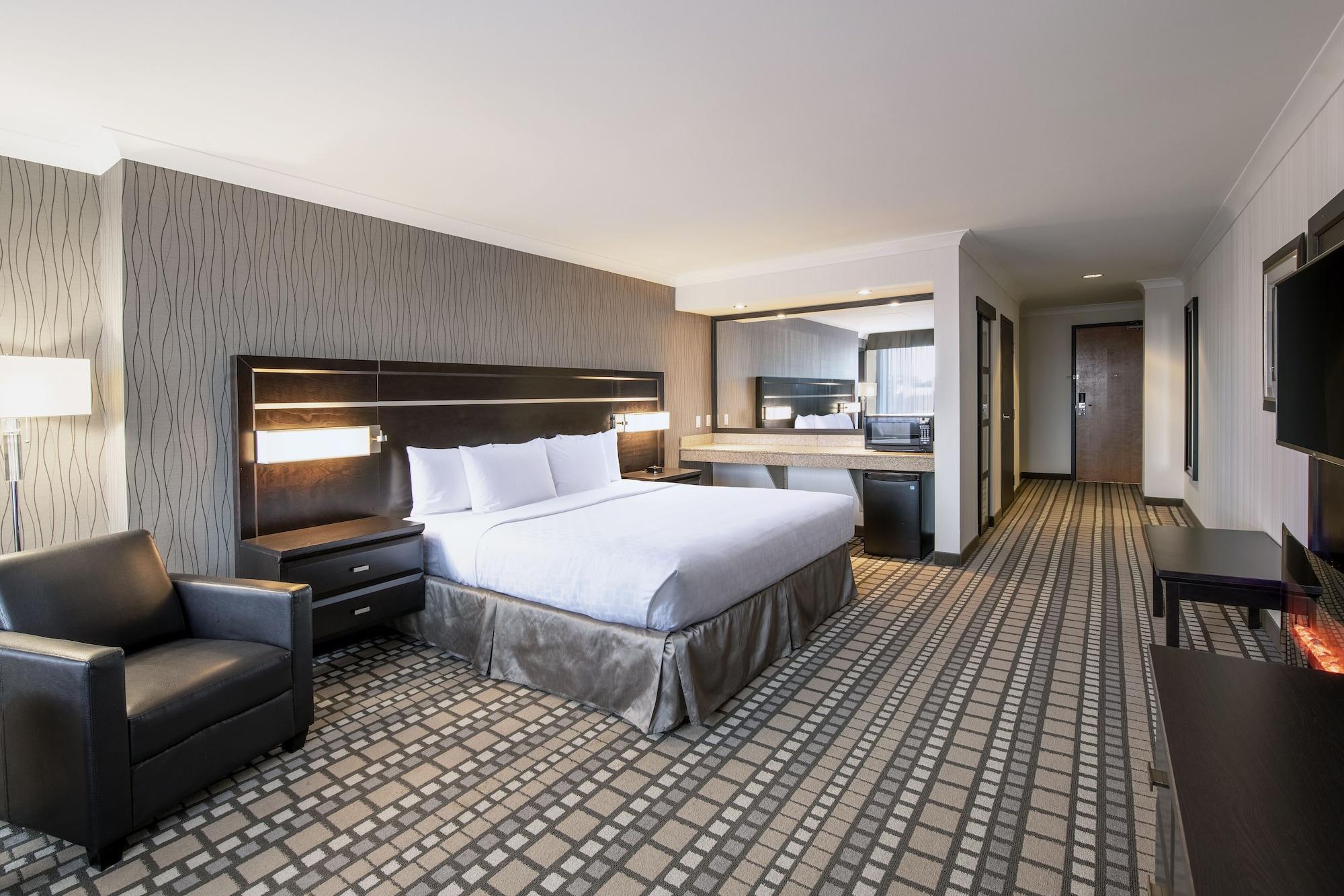 Hotel Clarion & 3*