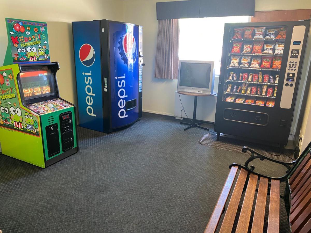 Travelodge By Wyndham Airport 2* Winnipeg