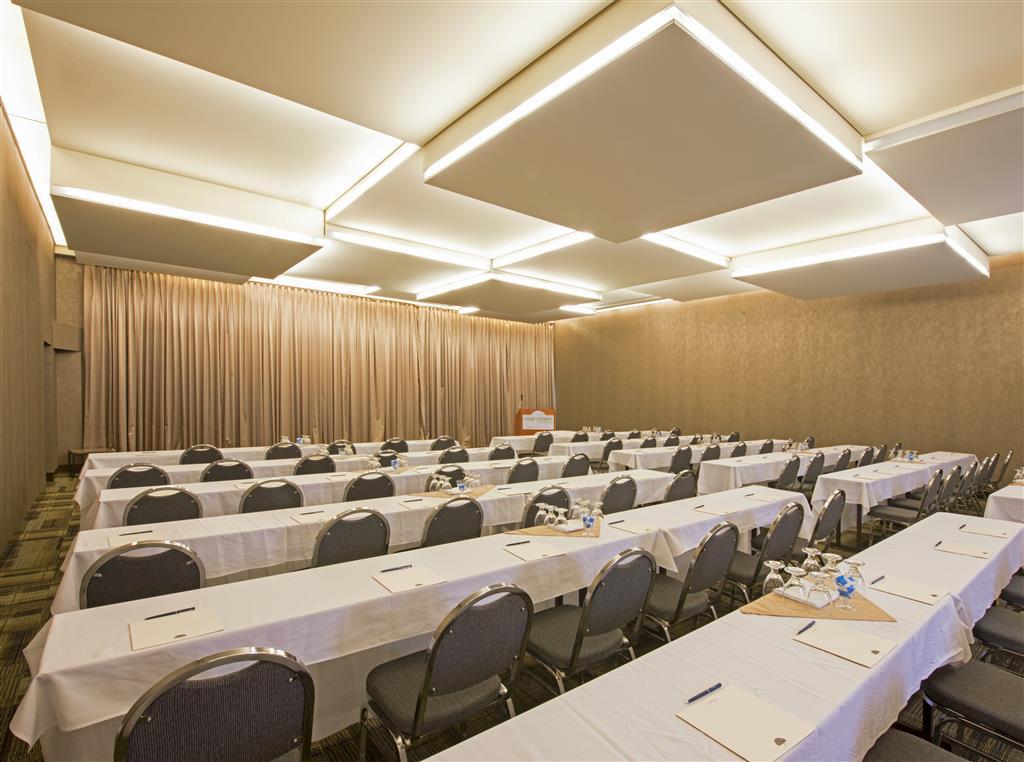 Hotel Lakeview Signature, Trademark Collection By Wyndham Winnipeg