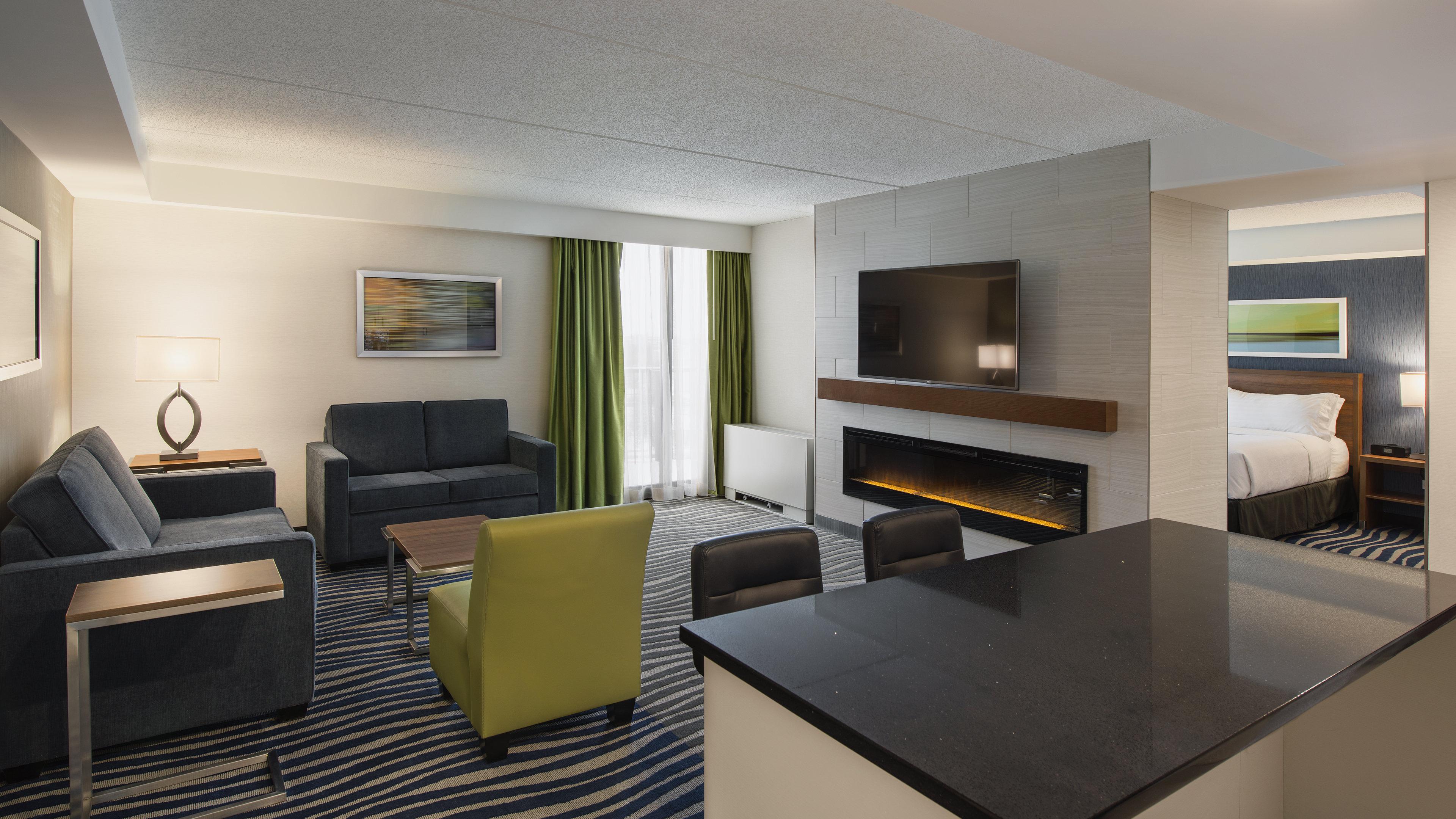 - Airport West By Ihg 3*