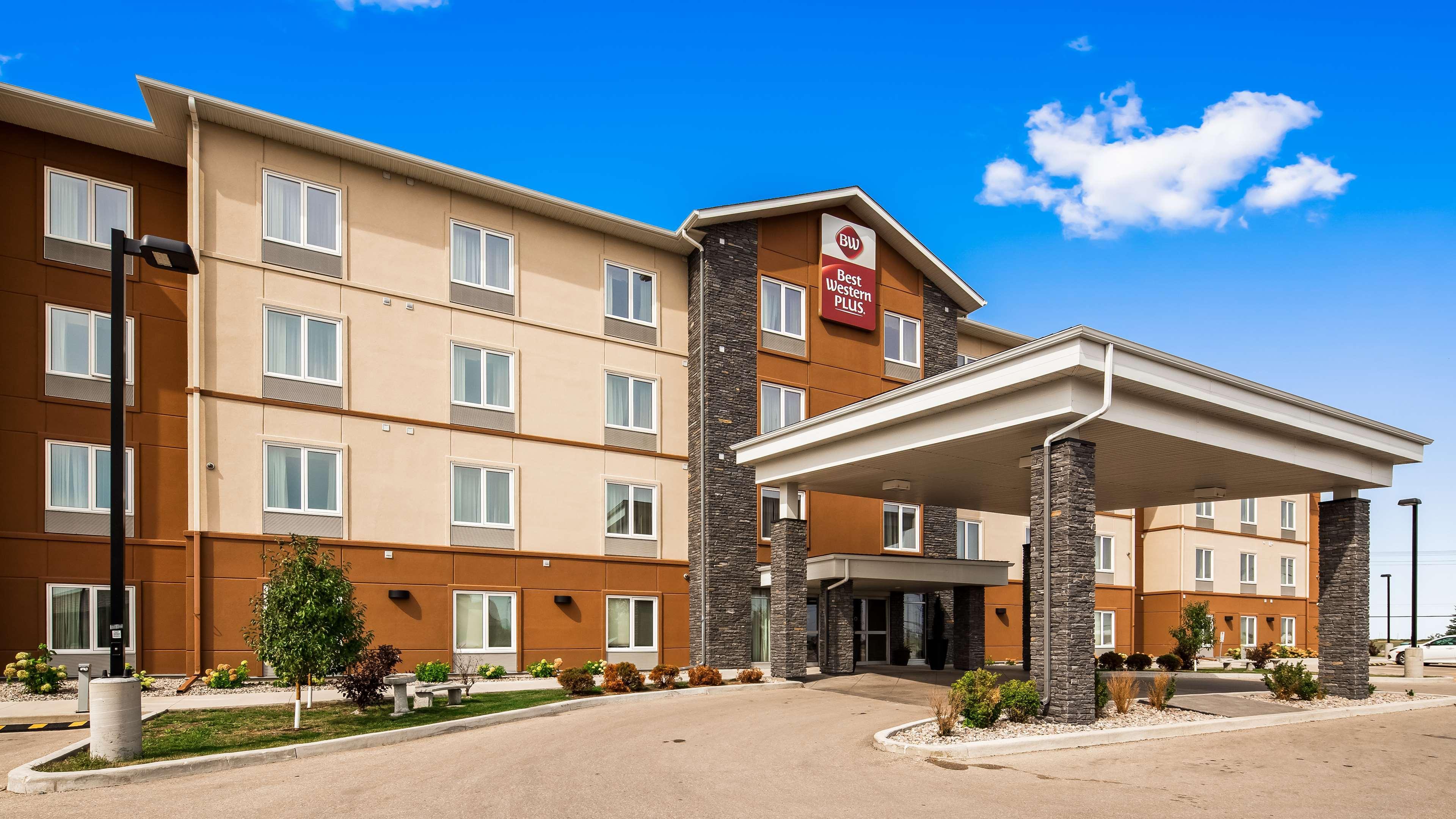 Hotel Western Winnipeg West 3*