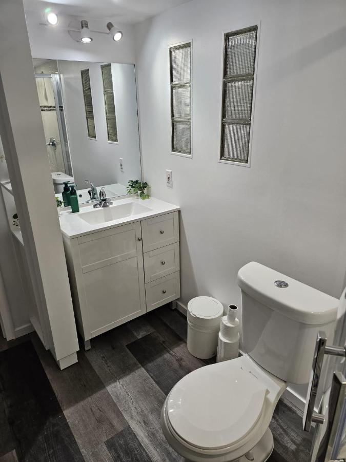 Homestay River Park South - 2 Bedroom Basement