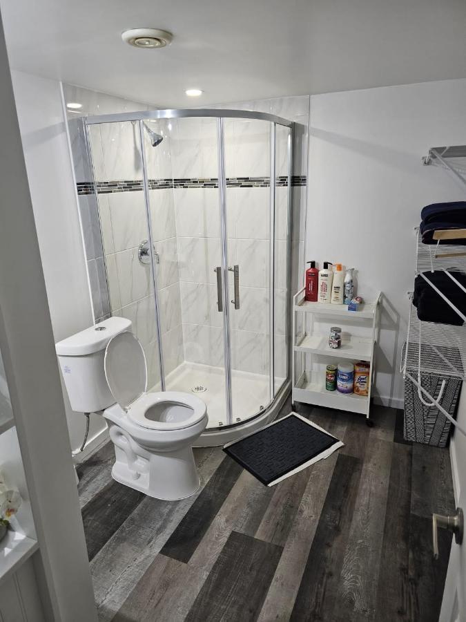 River Park South - 2 Bedroom Basement *