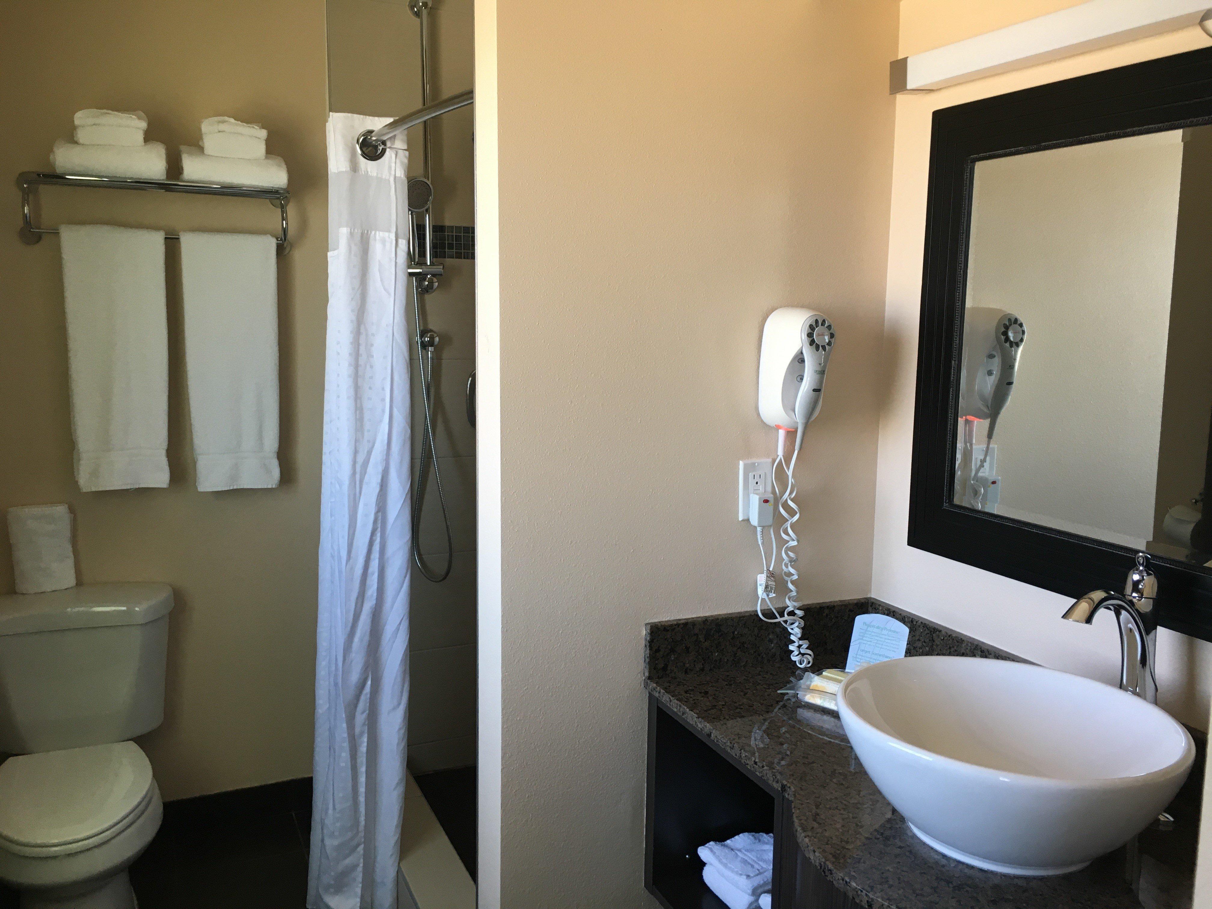 Express Airport - Polo Park By Ihg Winnipeg