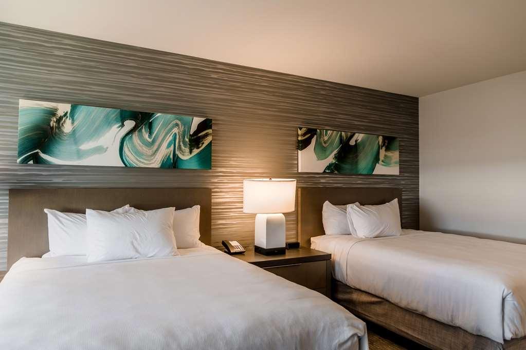 Hyatt House South Outlet Collection Hotel