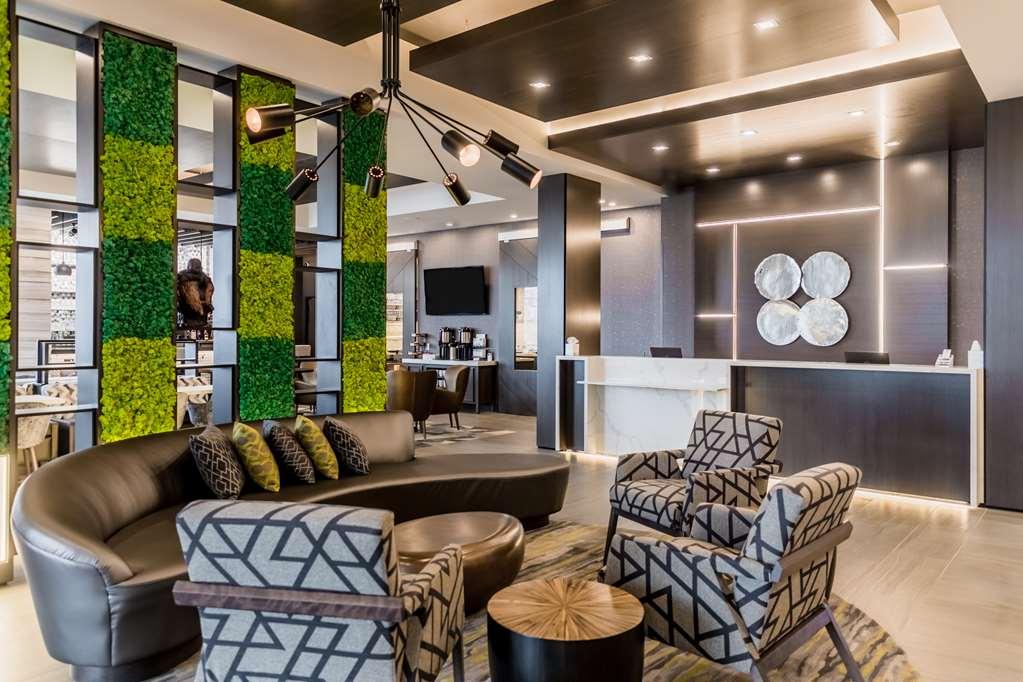 Hyatt House South Outlet Collection Winnipeg