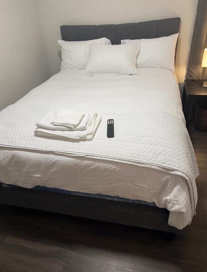 Comfortable 3 Bed Basement Unit Homestay Winnipeg