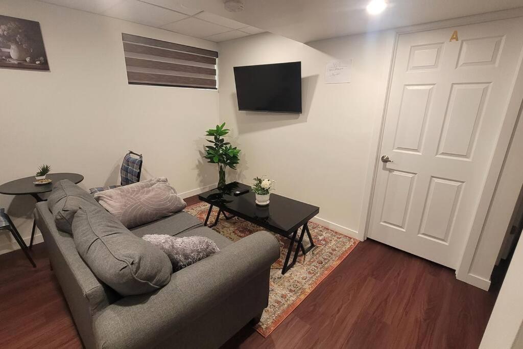 Apartment Two Luxury Bedrooms In The Basement