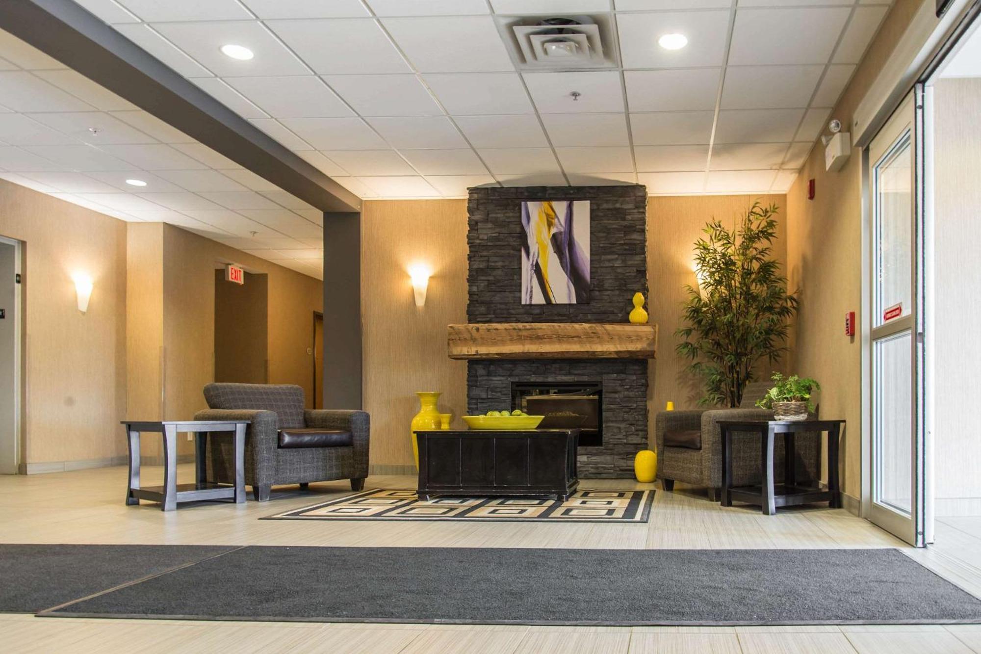 Hotel Mainstay 3*