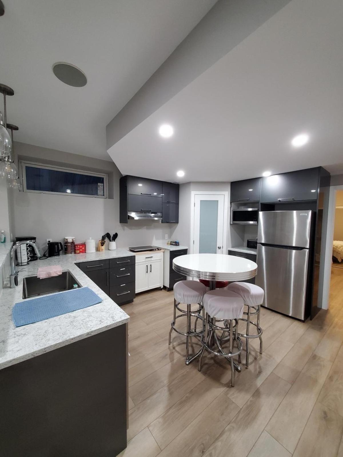 Guest house Private Entrance 2 Bed 1 Bath