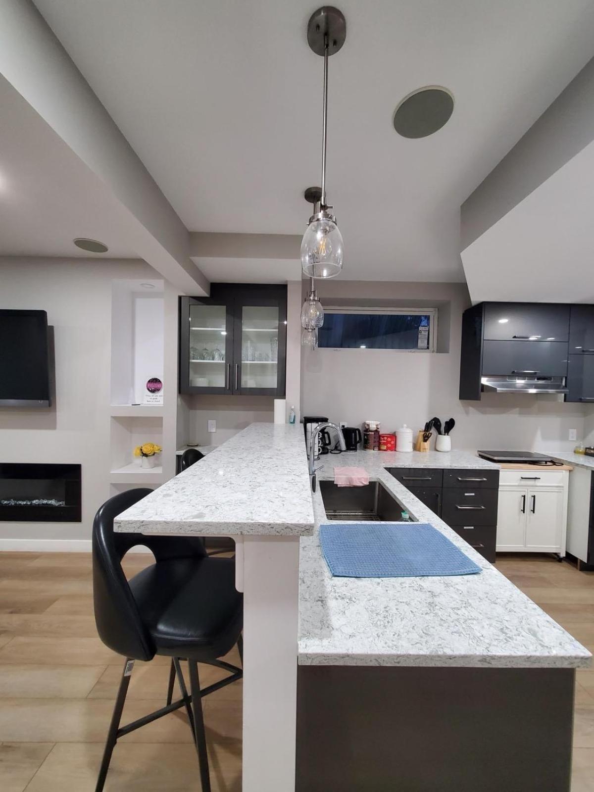 Guest house Private Entrance 2 Bed 1 Bath *