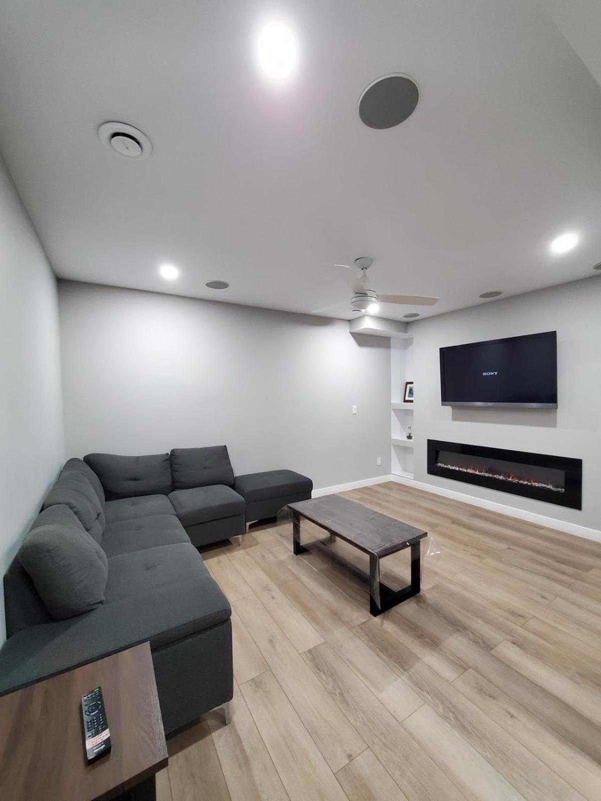 Private Entrance 2 Bed 1 Bath Guest house Winnipeg