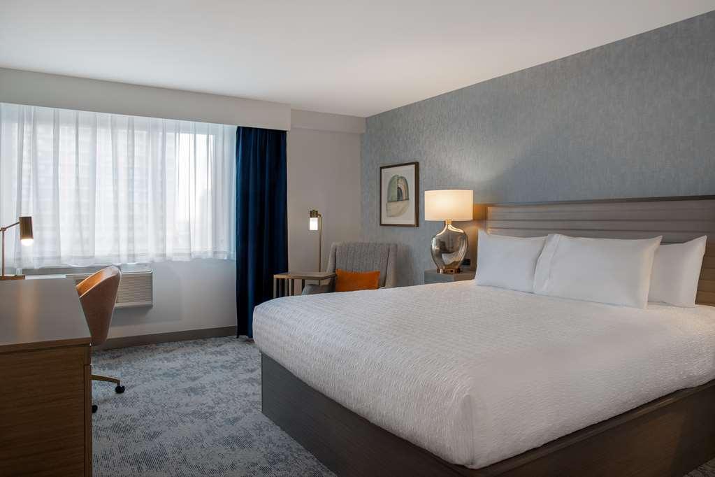 Hampton By Hilton Downtown Hotel Winnipeg