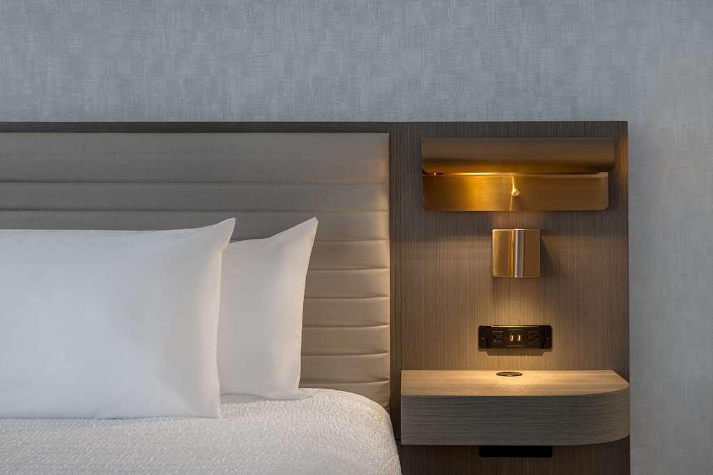 Hotel Hampton By Hilton Downtown Winnipeg