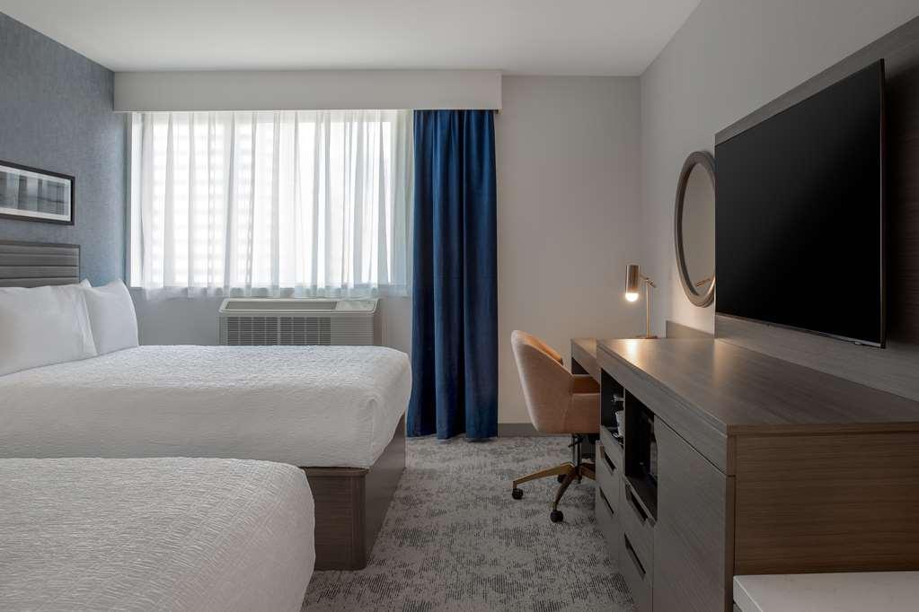 Hampton By Hilton Downtown Winnipeg