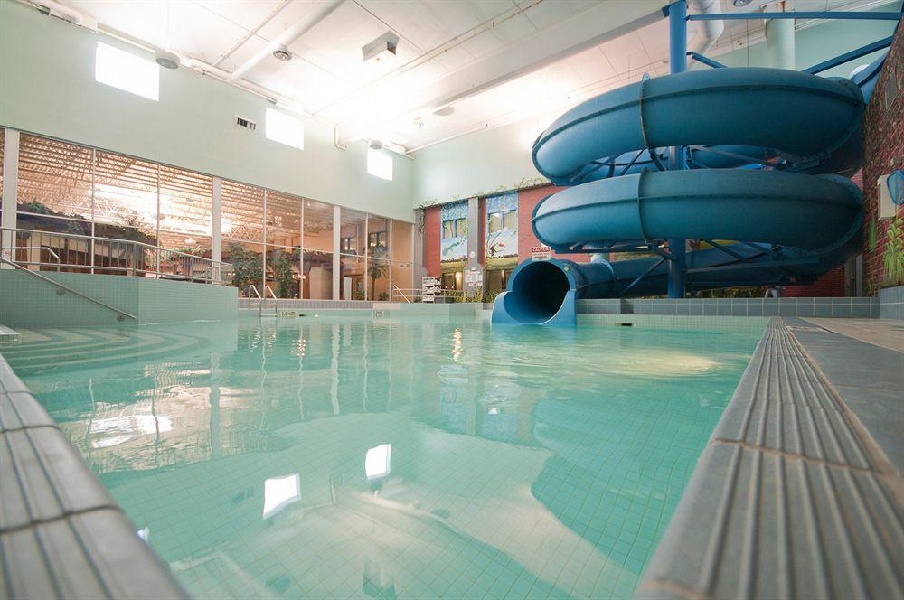 Hotel Canad Destination Centre Garry Winnipeg