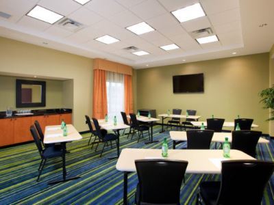Fairfield & By Marriott Winnipeg