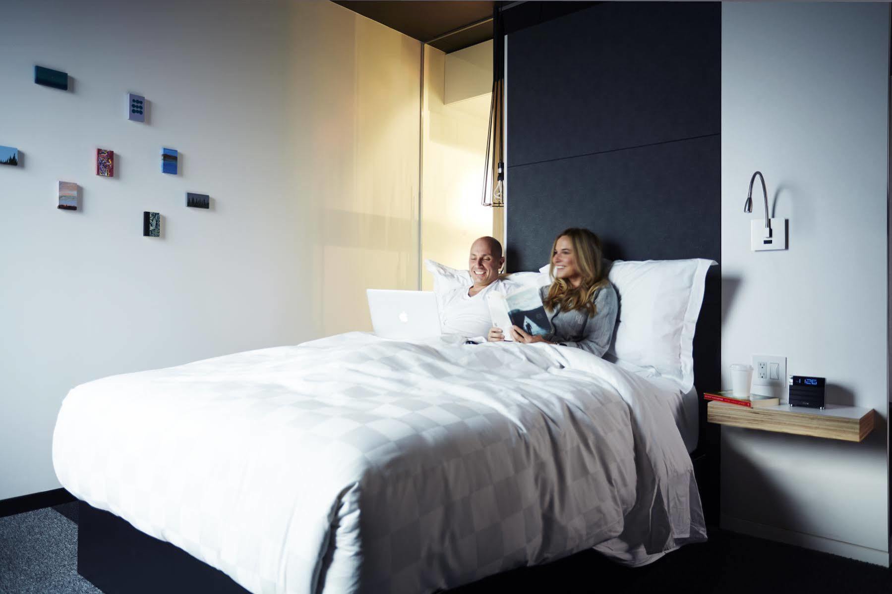 Alt Hotel