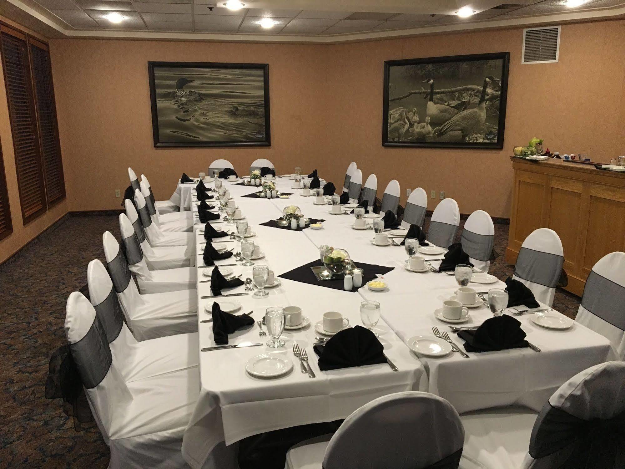 Canad Destination Centre Garry Hotel Winnipeg