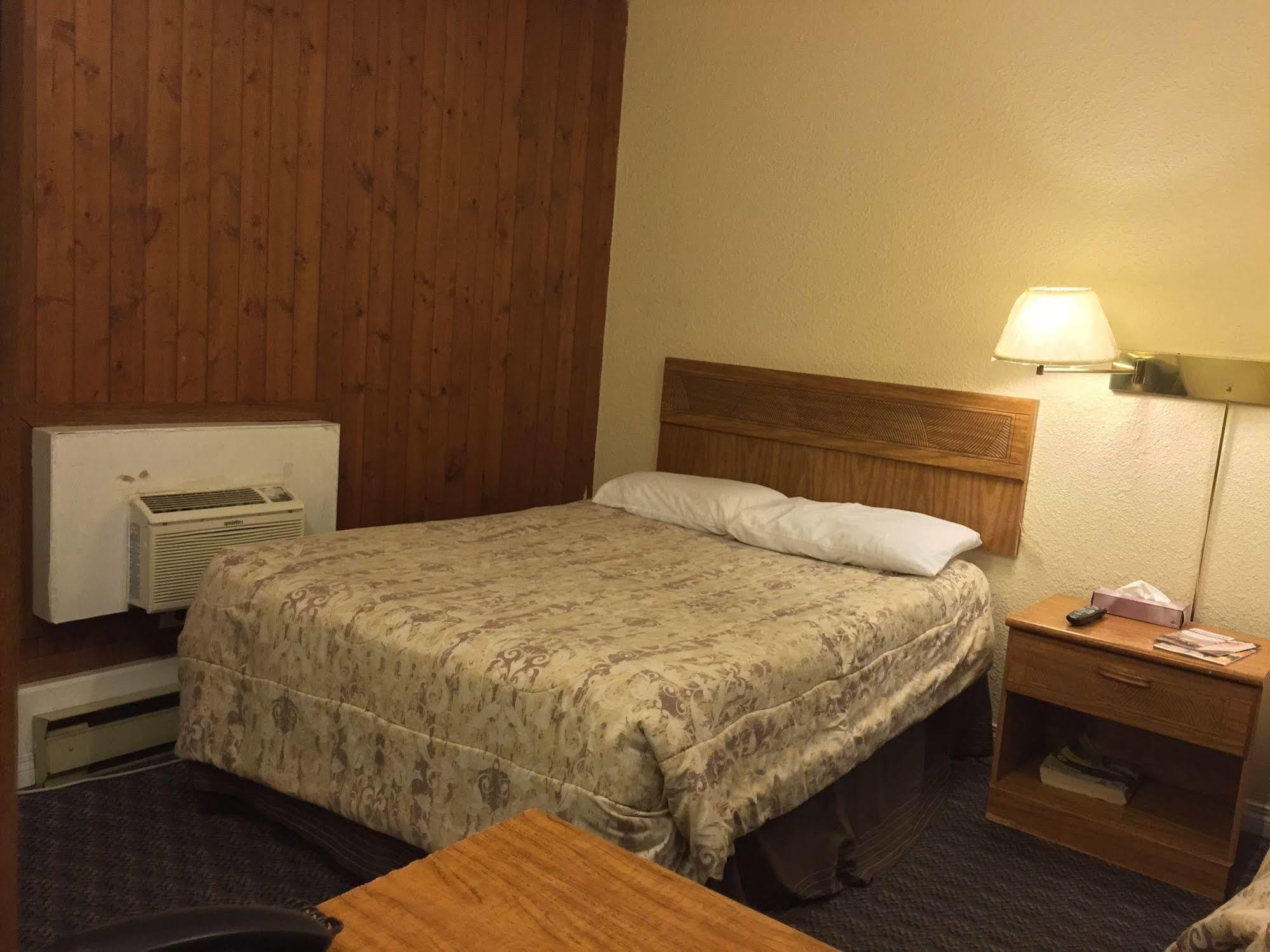The Capri Motel