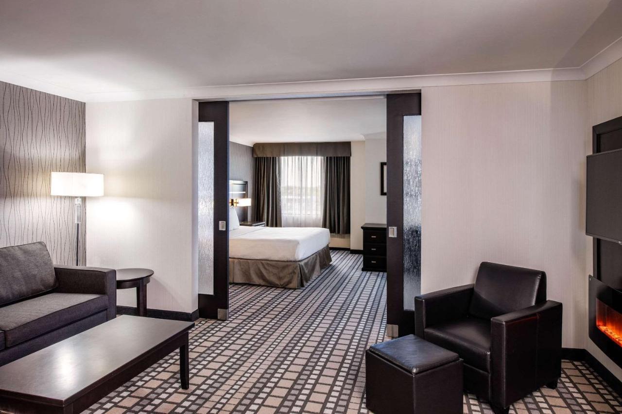 Clarion & Hotel Winnipeg