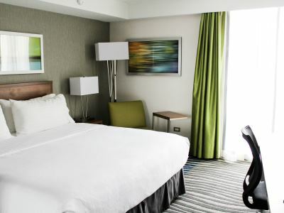Hotel - Airport West By Ihg 3*