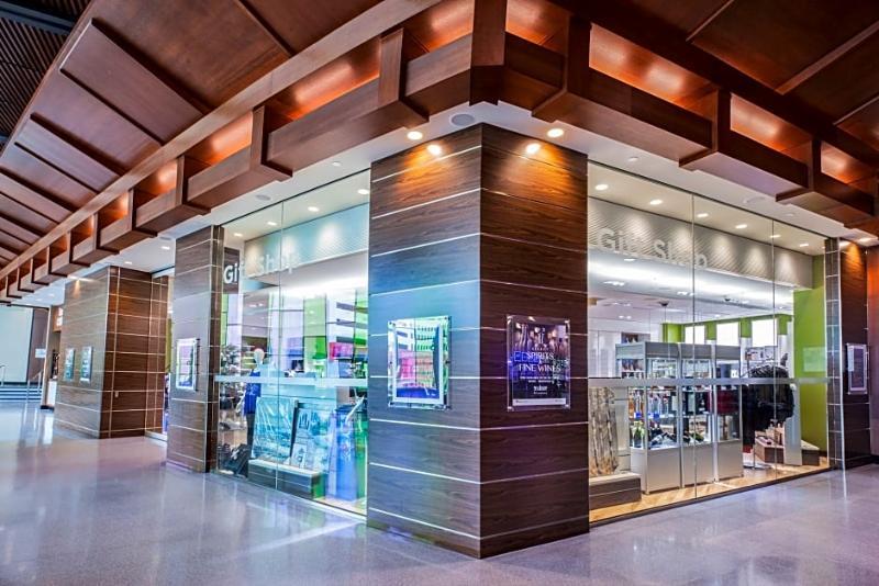 Canad Destination Centre Club Regent Casino Hotel