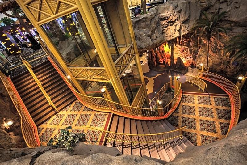 Canad Destination Centre Club Regent Casino Hotel Winnipeg