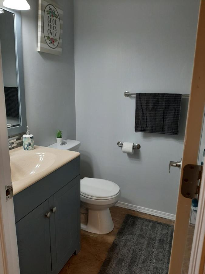Transcona Private With Shared * Winnipeg