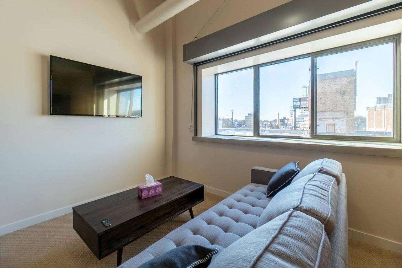 Executive Winnipeg