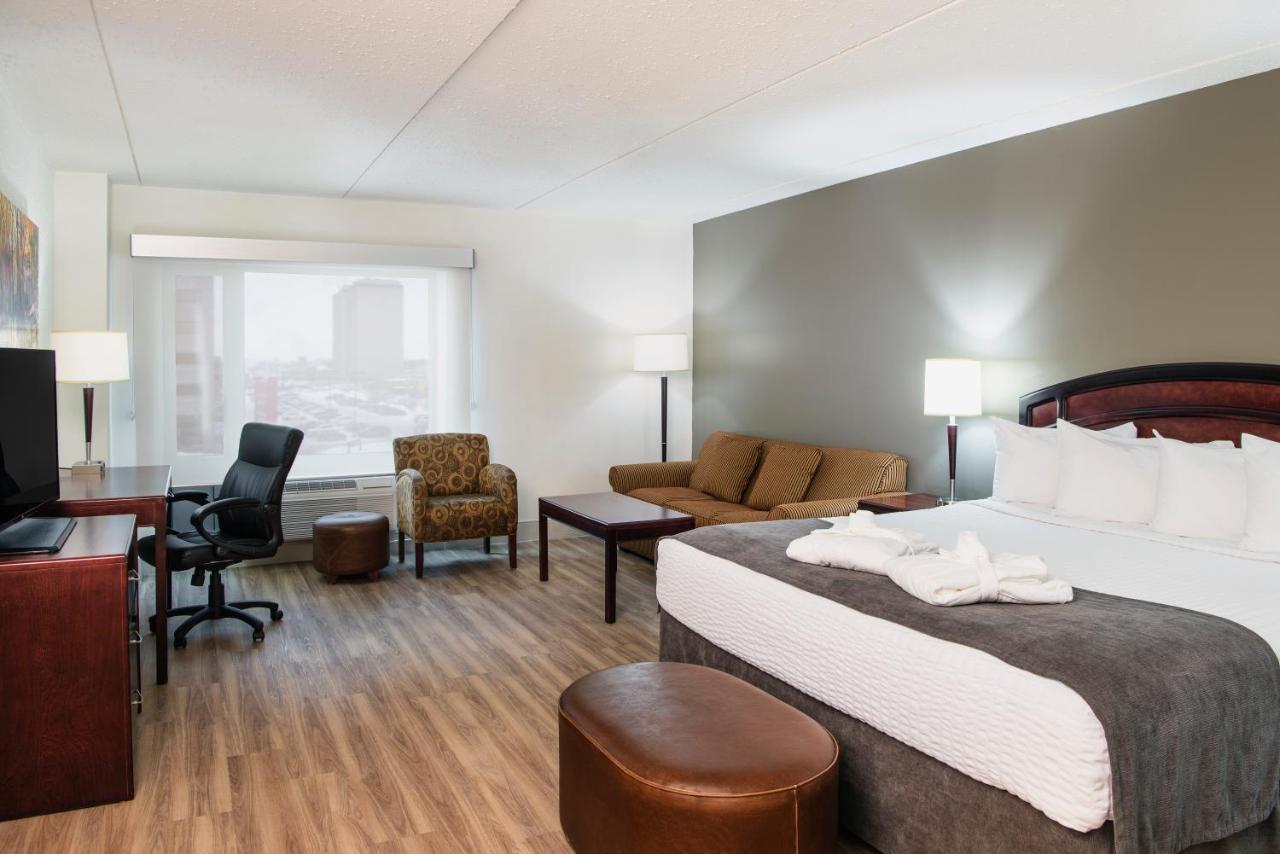 Hotel Viscount Gort Hotel, Banquet & Conference Centre 3*