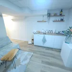 Cozy Basement Suite Winnipeg Walk To Transit